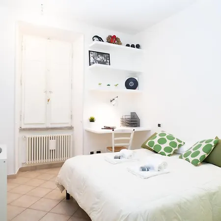 Daire Retro Near Tiburtina And Metro B Roma